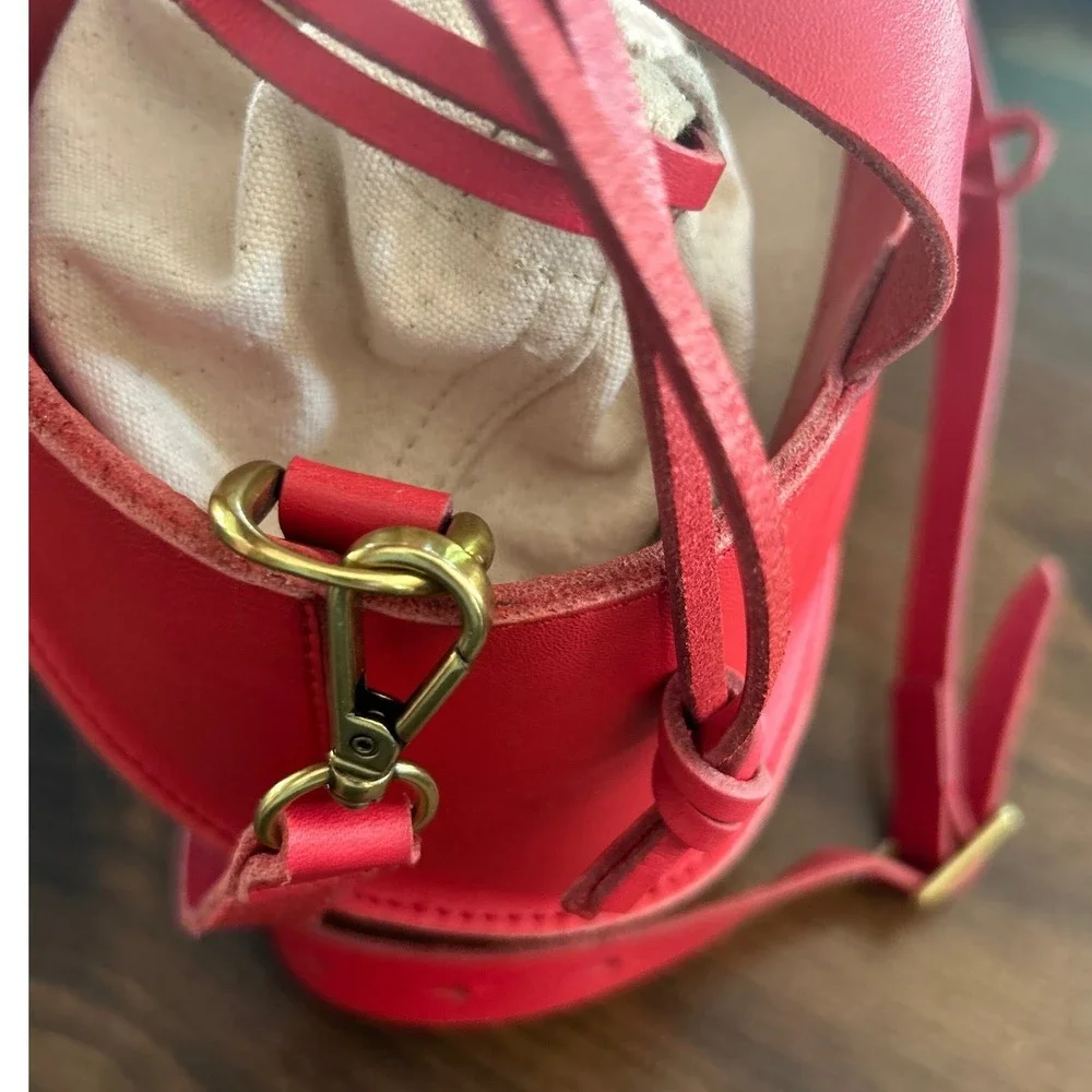 Madewell Leather Bucket Bag Drawstring Crossbody Purse Streetwear Contemporary